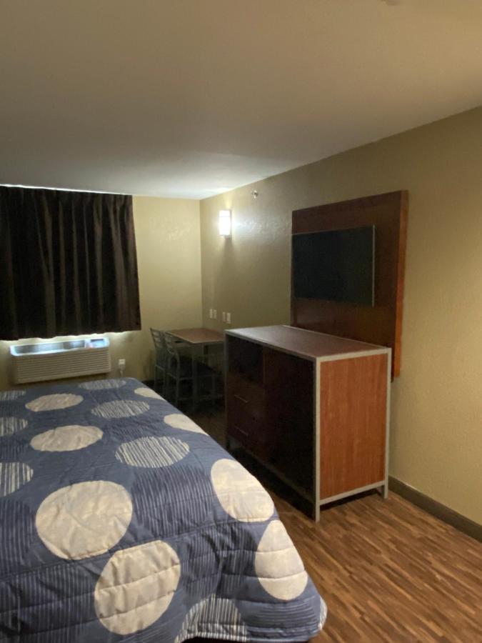 Hotel Jamaica Plaza New York Esterno foto