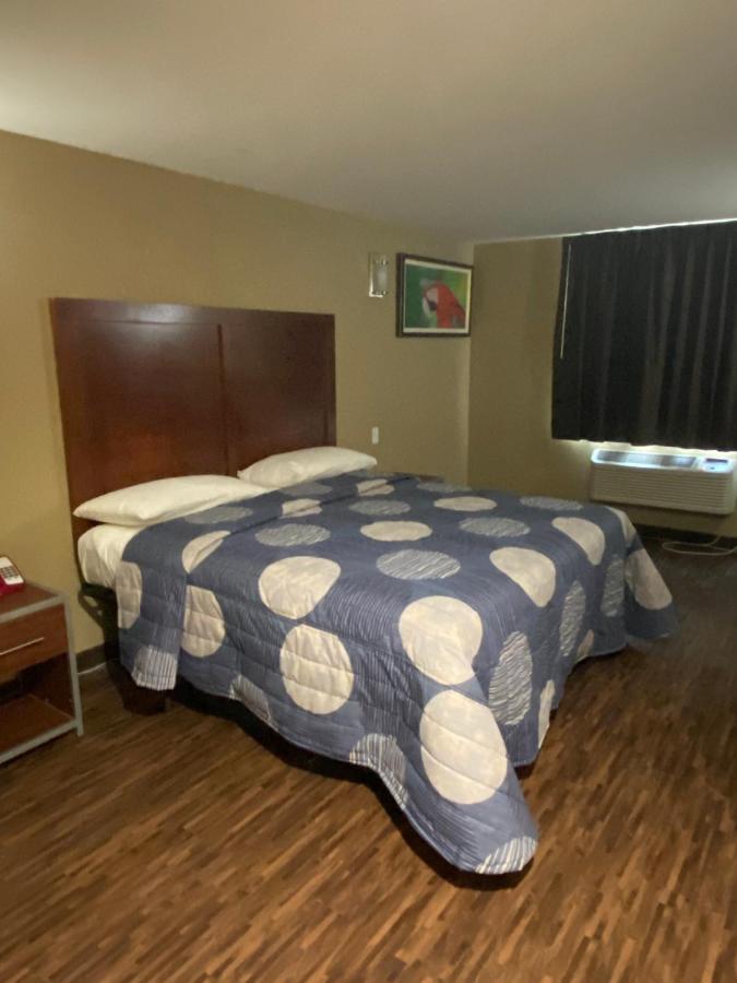 Hotel Jamaica Plaza New York Esterno foto